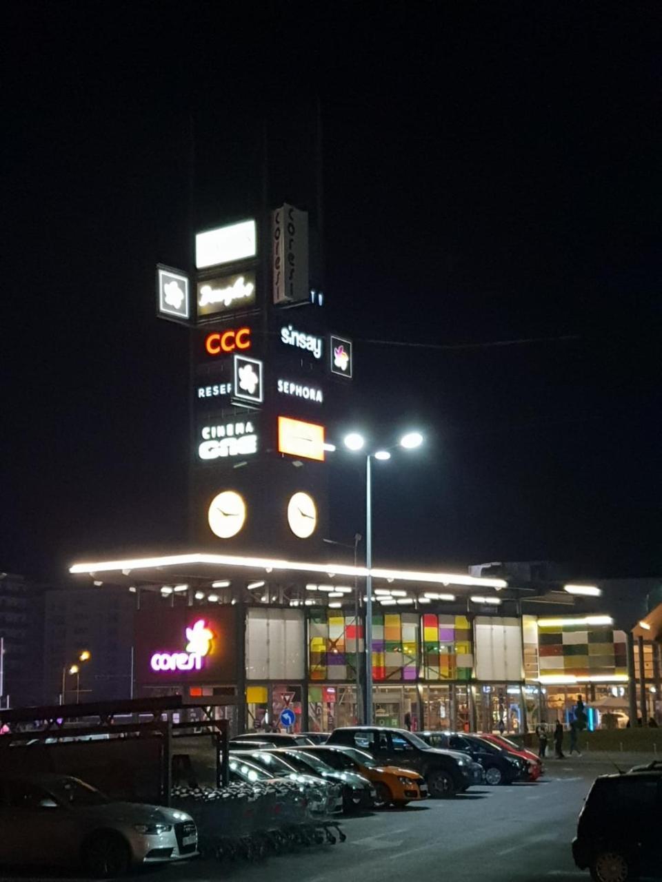 Studio Coresi Mall Brasov Luaran gambar